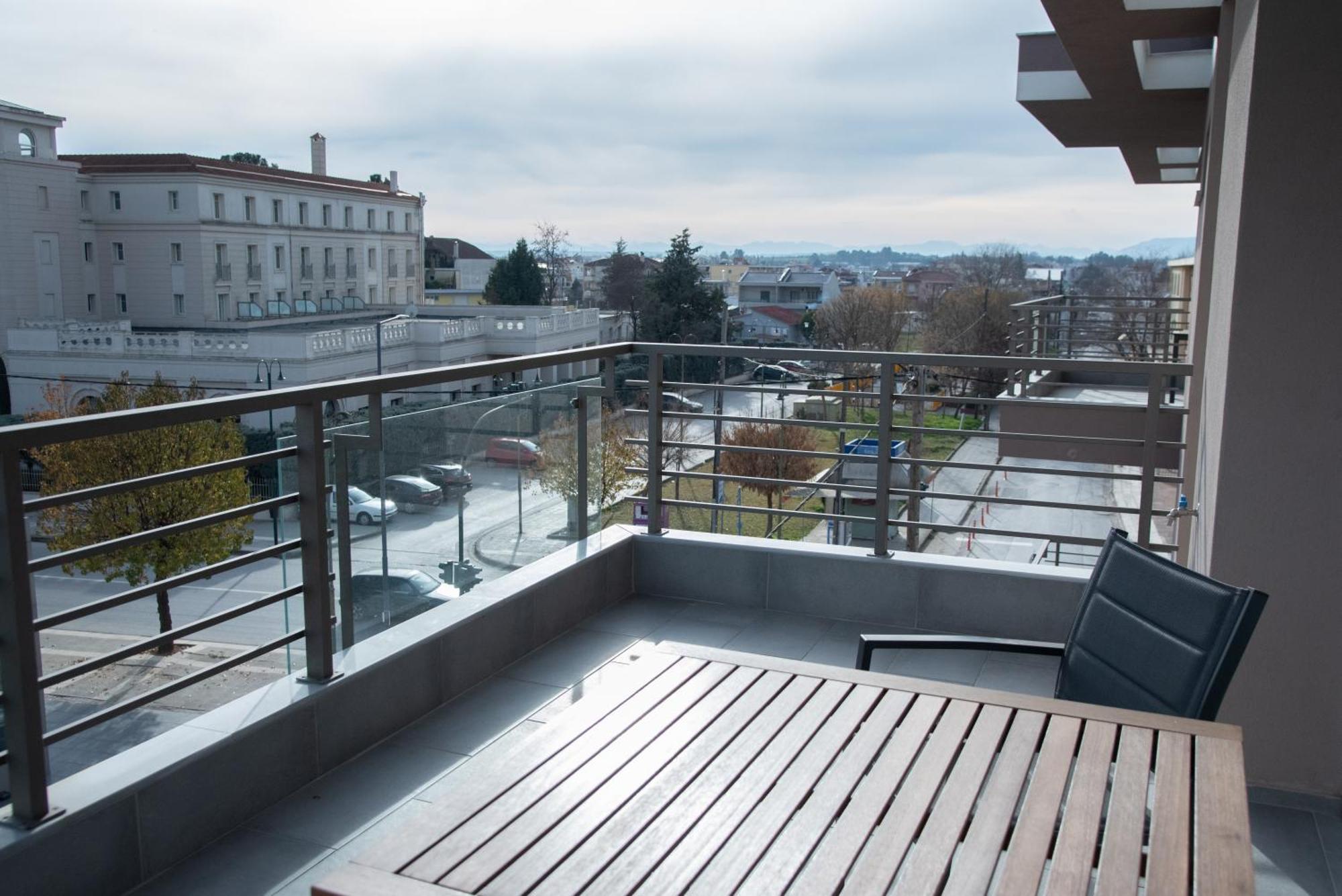 Smart Green Appartments Lárisa Eksteriør bilde